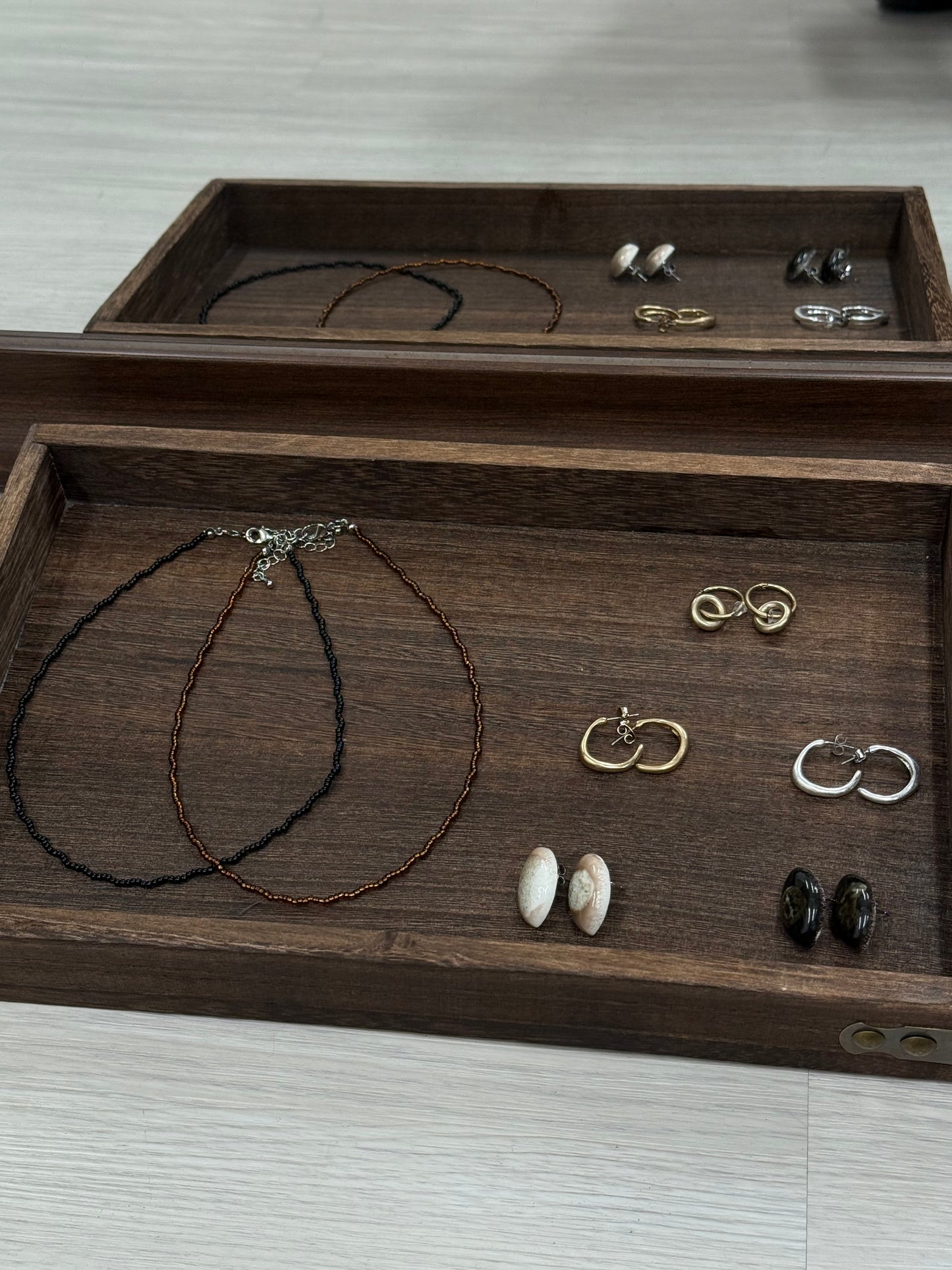 summer sale- stone earrings(ivory)