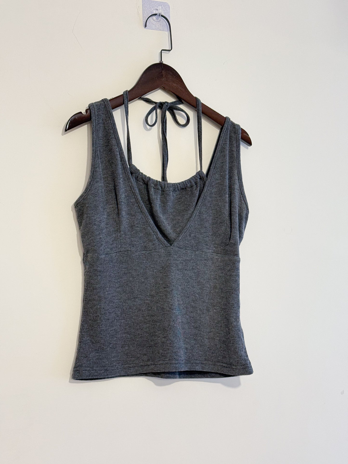 double neck tank top(ivory/charcoal) 夏天must have items! 現貨