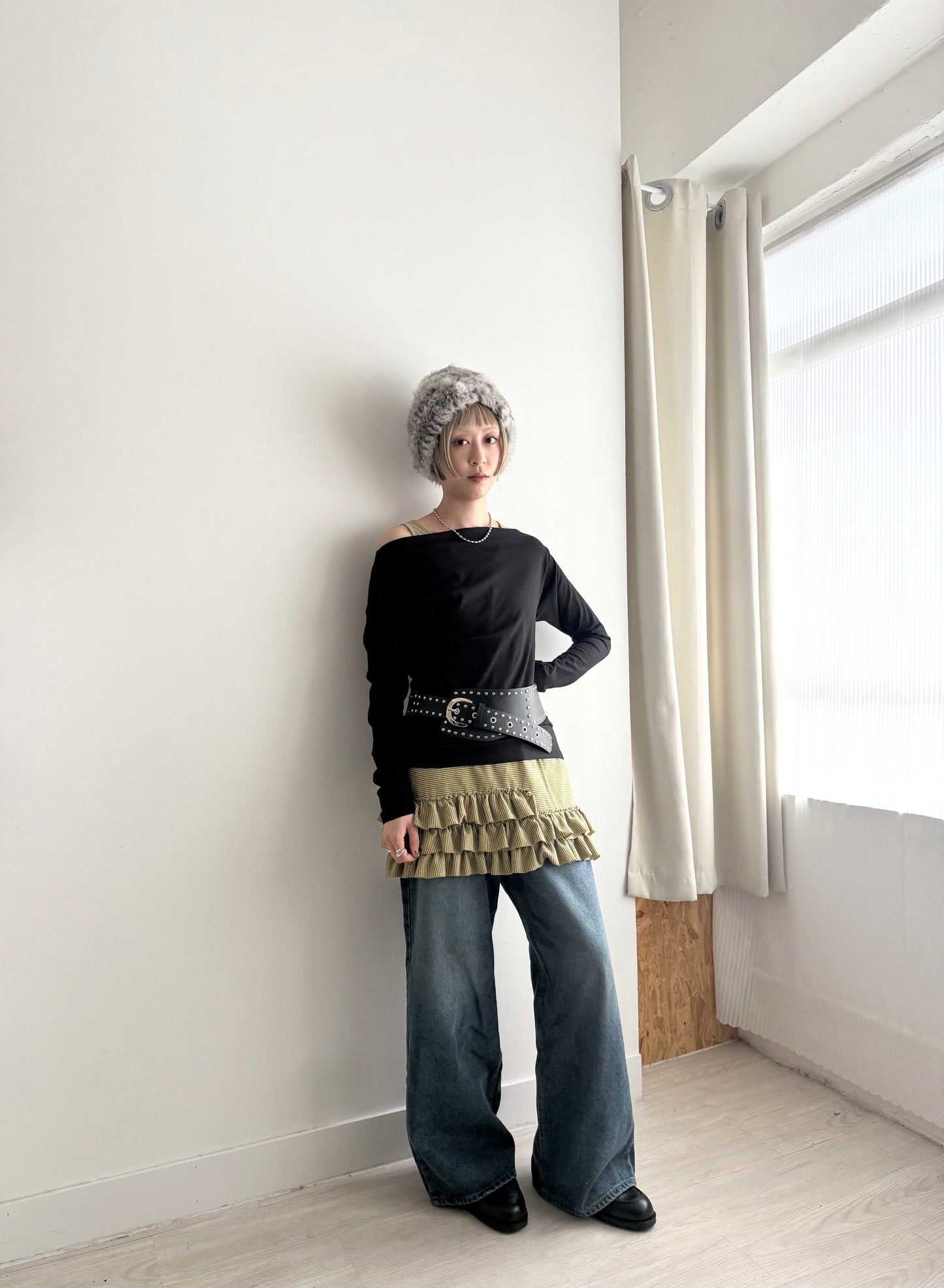 summer sale-off shoulder top(khaki)
