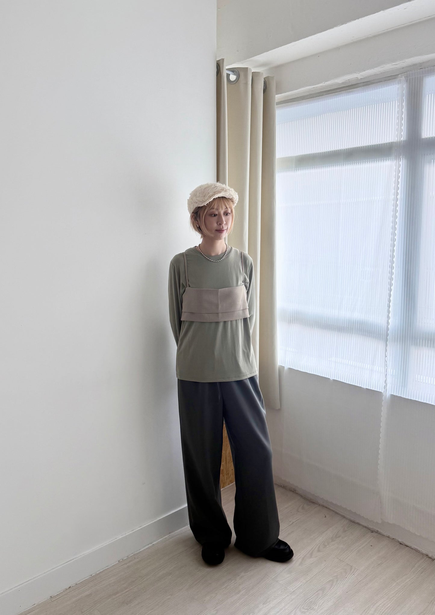year end sale-essential basic tee(white/pink)