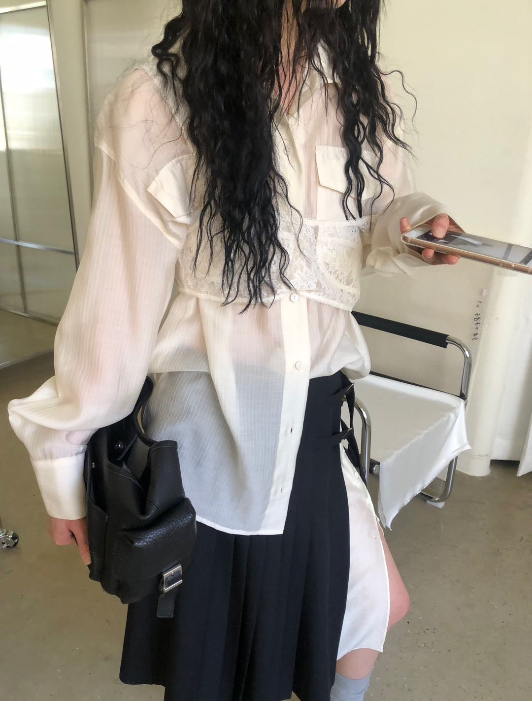 lace crop vest (black/ivory)