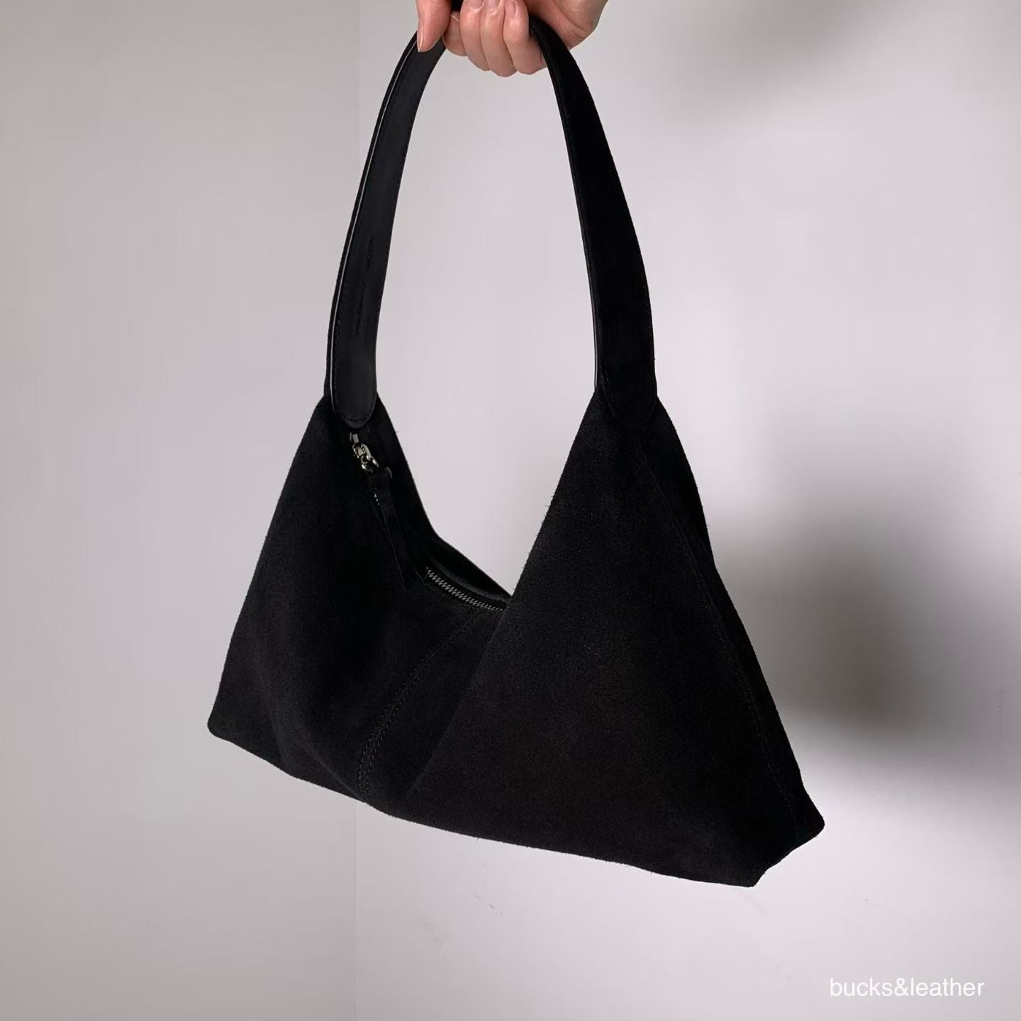 韓國代購：bucks & leather daily shoulder bag (麂皮/羊皮）