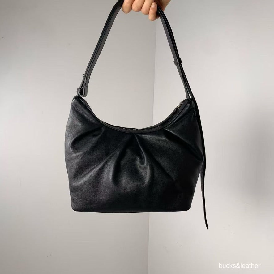 韓國代購：bucks & leather dumpling bag