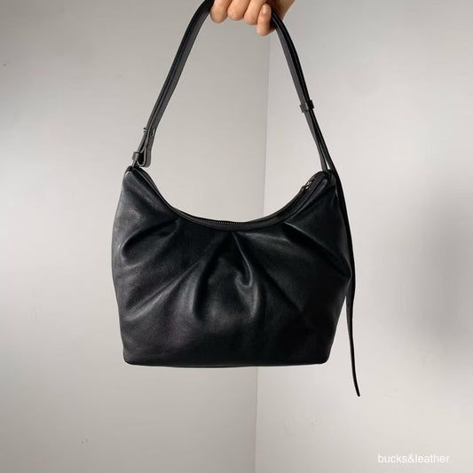 韓國代購：bucks & leather dumpling bag