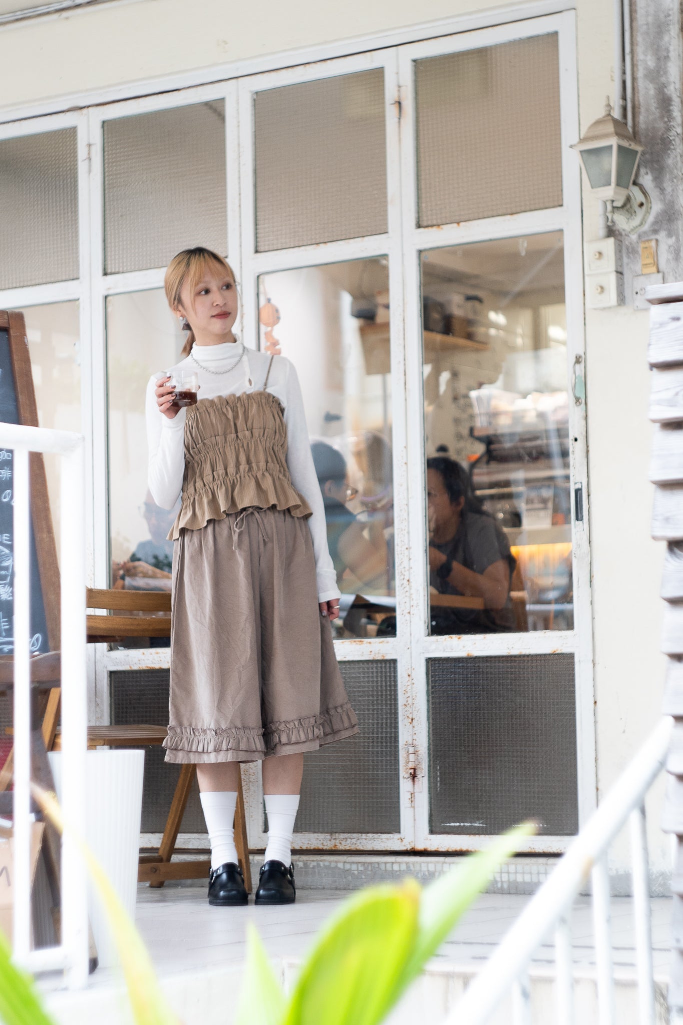 high neck button tee(brown/ivory/black) 現貨