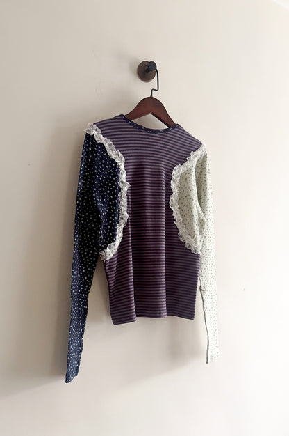 lace patch tee (PRE-ORDER)