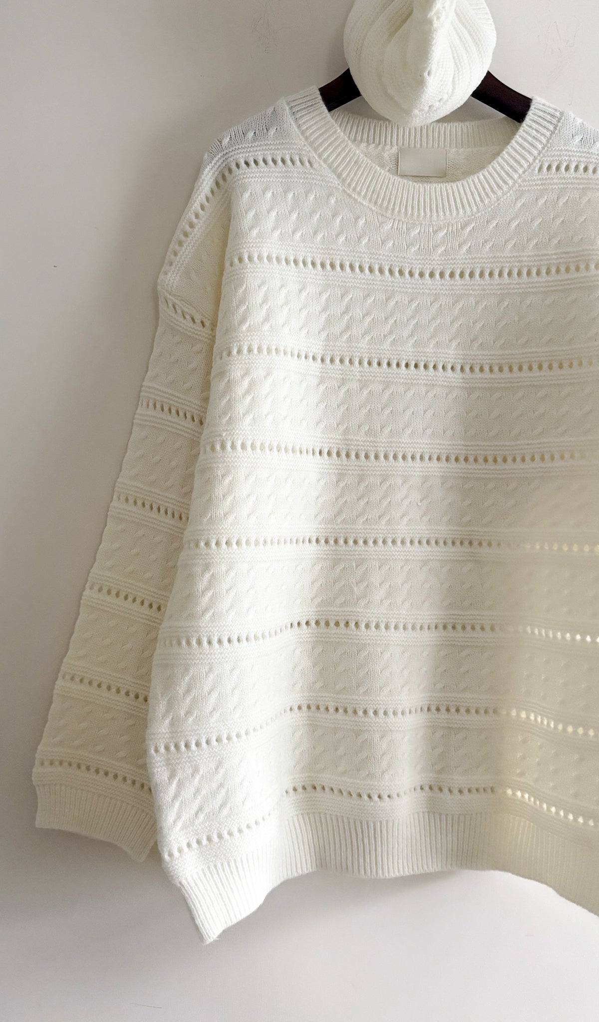 knit pullover with beanie (PRE-ORDER)