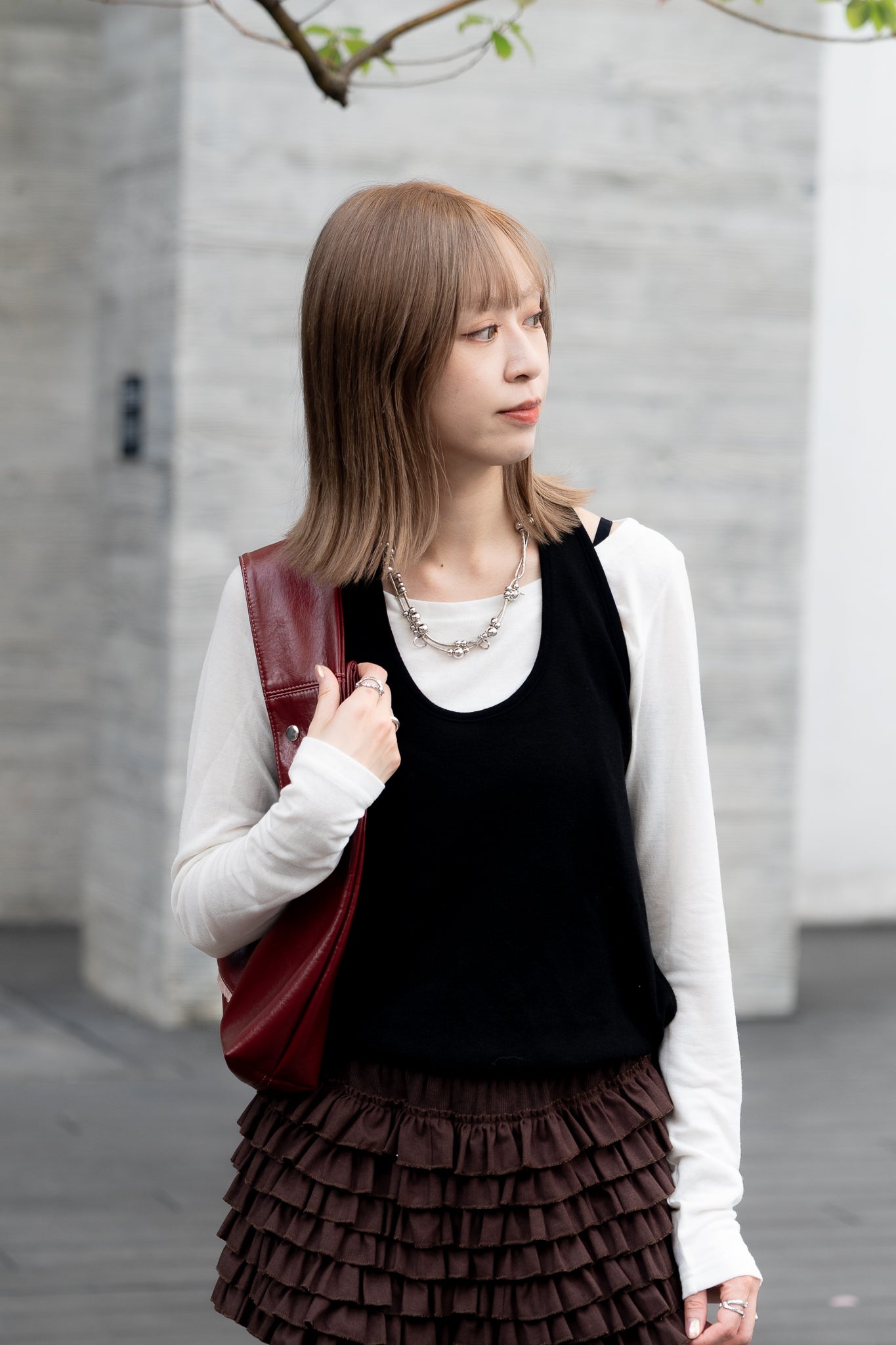 layered tee (white/brown)