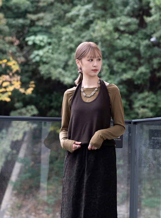 layered tee (white/brown)