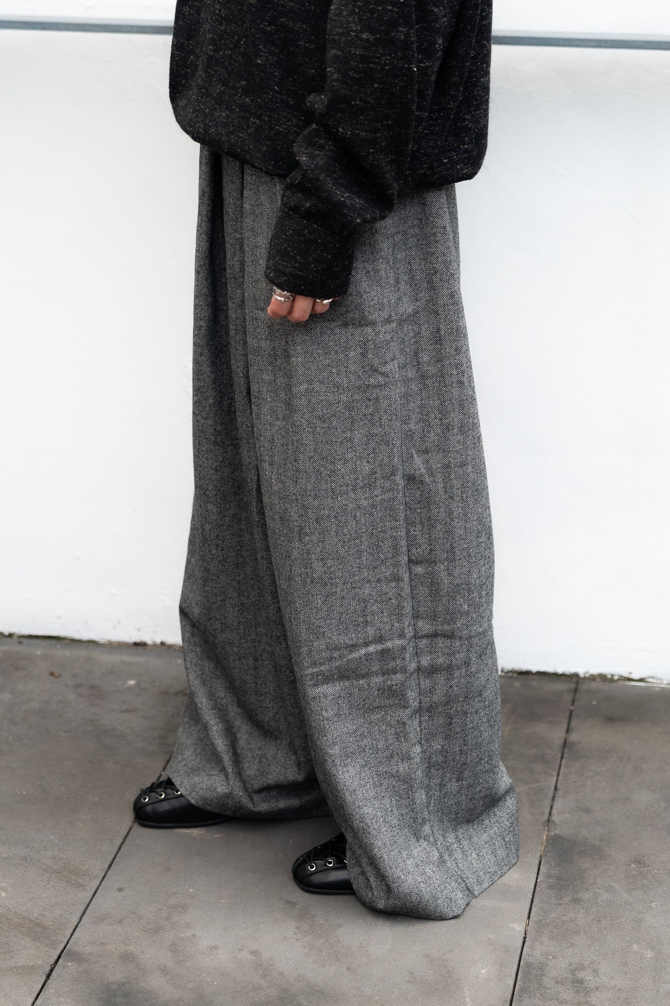 wool wide pants (charcoal/grey) 現貨