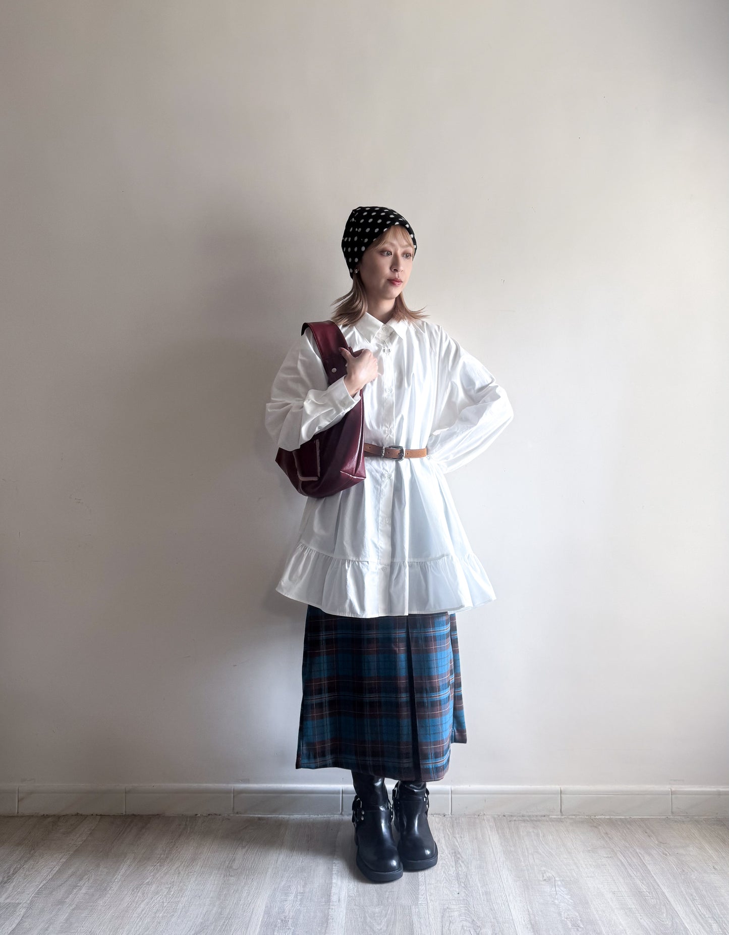 sharp blue checker skirt 現貨
