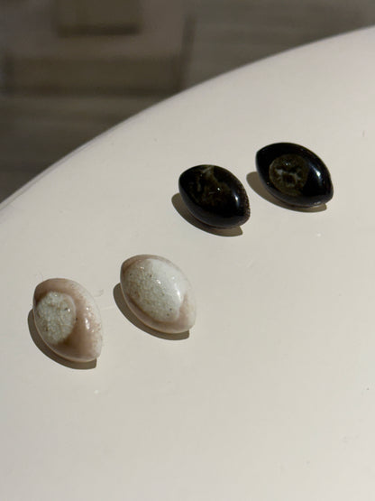 summer sale- stone earrings（ivory)