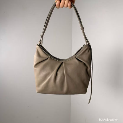 韓國代購：bucks & leather dumpling bag