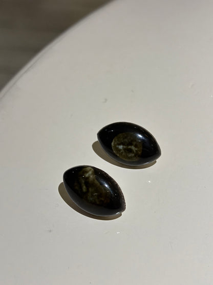 summer sale- stone earrings（ivory)