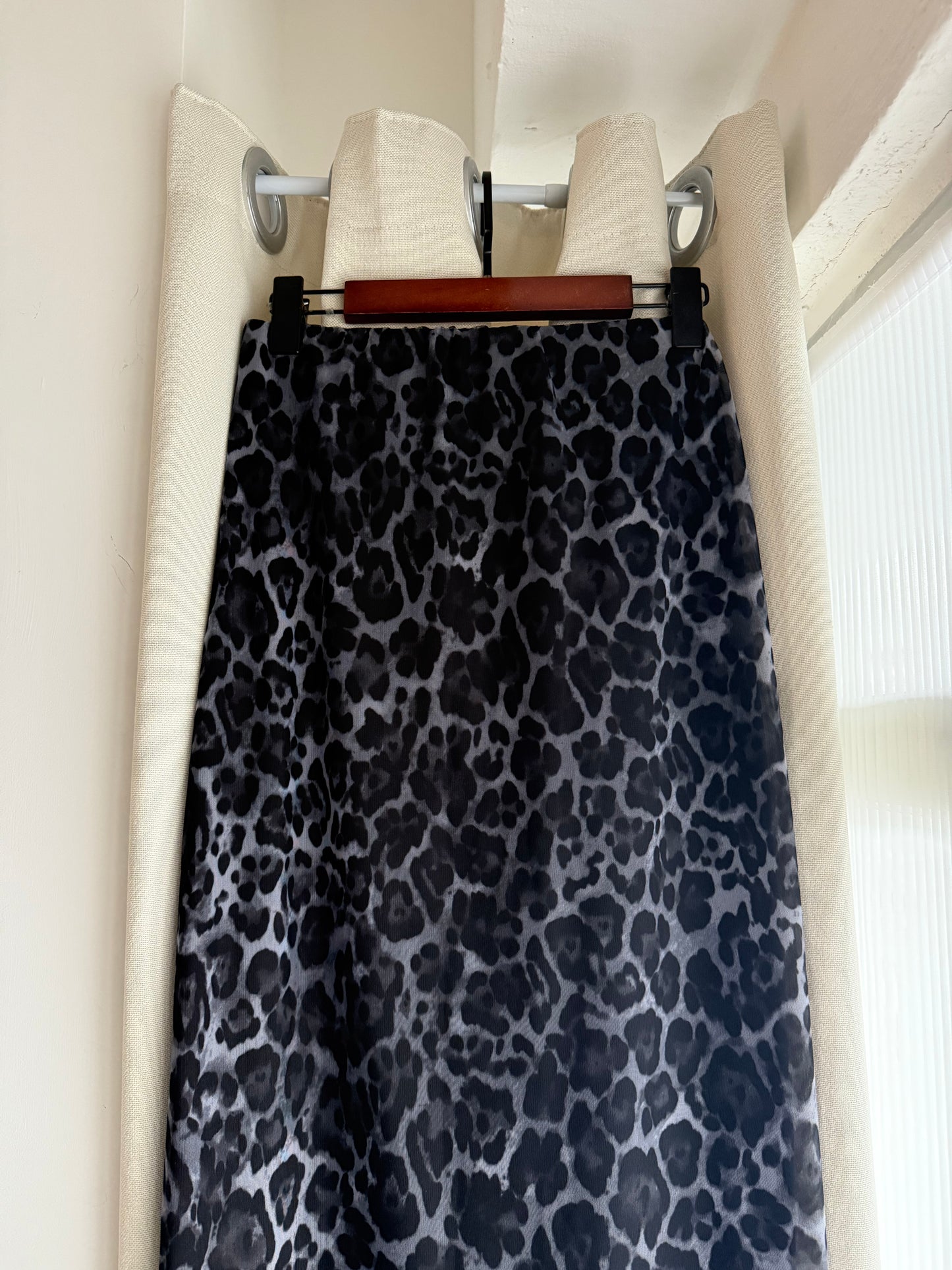 leopard sheer skirt(grey/brown)