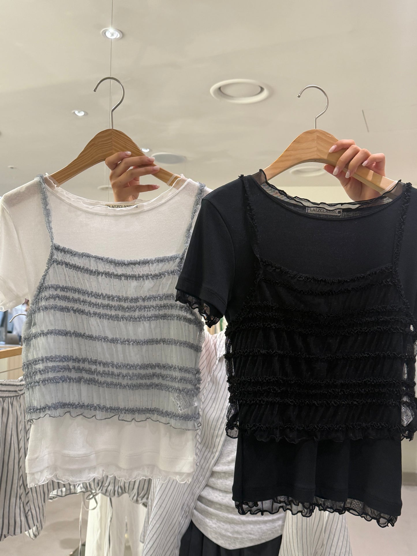 year end sale-lace ruffle tee（ivory）現貨