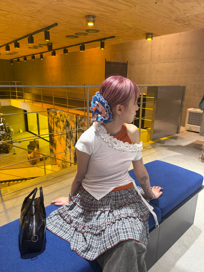 year end sale- ruffle off shoulder top(white)現貨