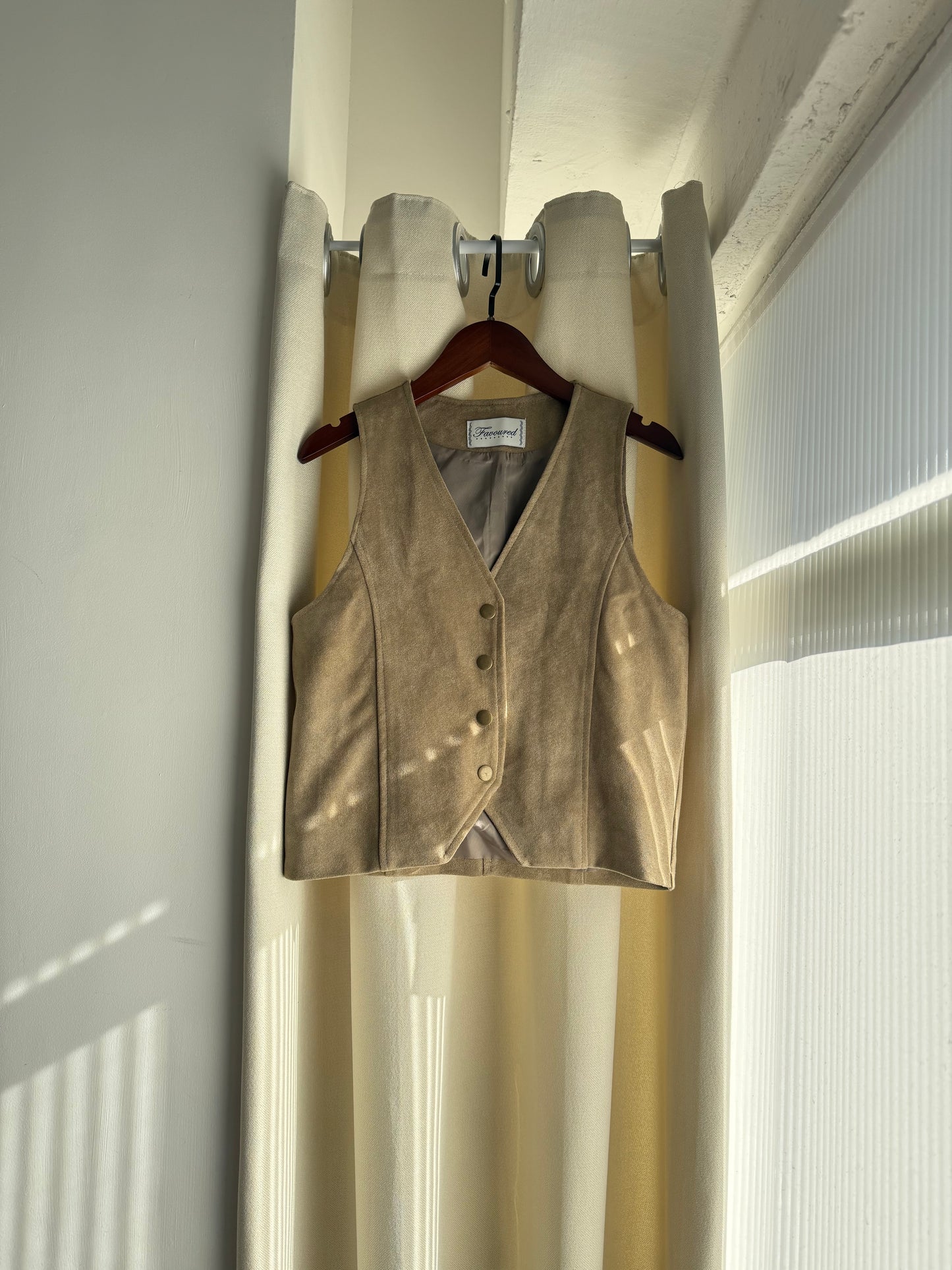 Suede vest(beige/brown)