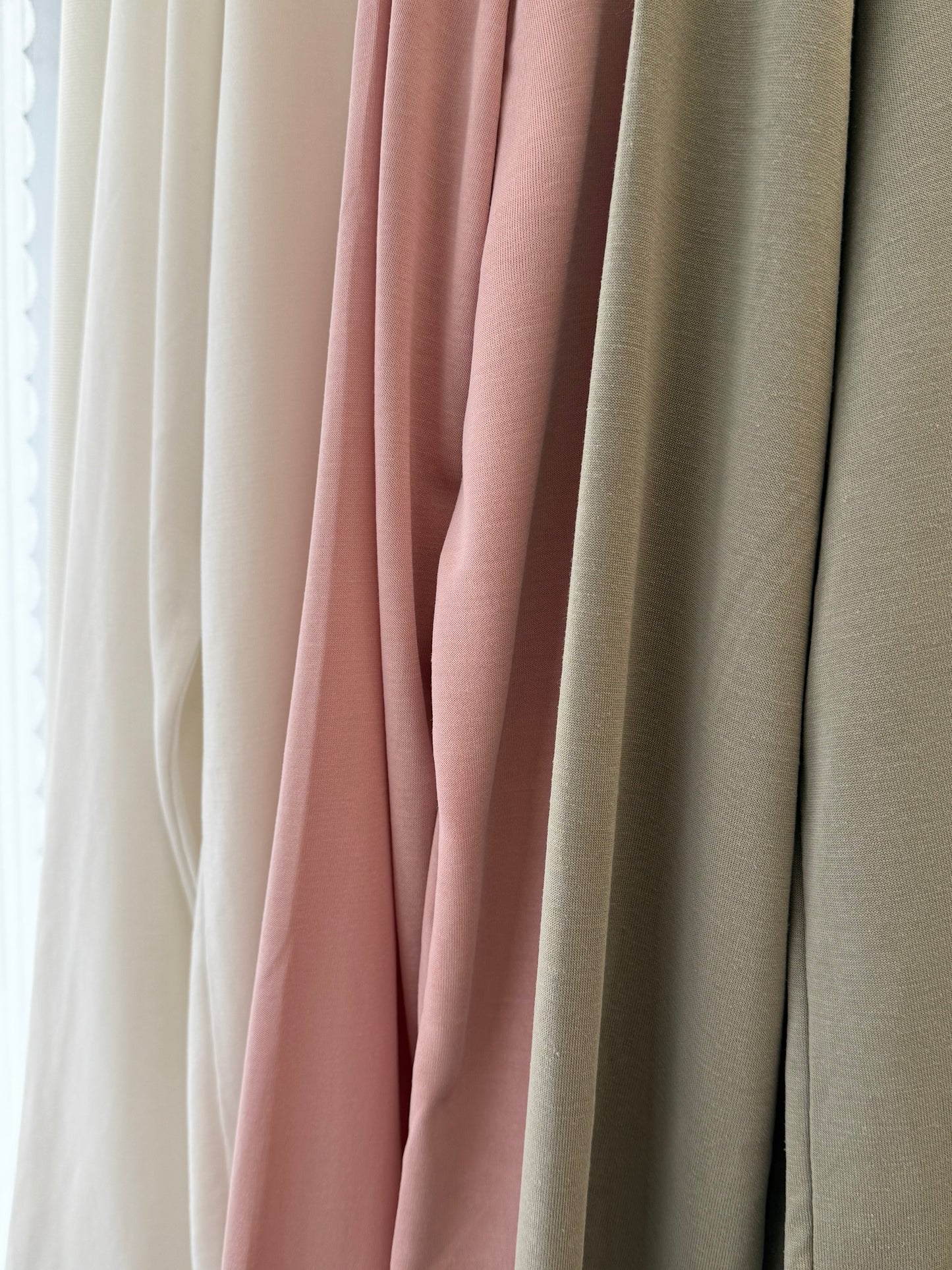 essential basic tee(white/pink/green)現貨*