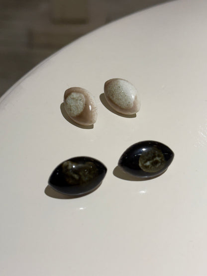 summer sale- stone earrings（ivory)