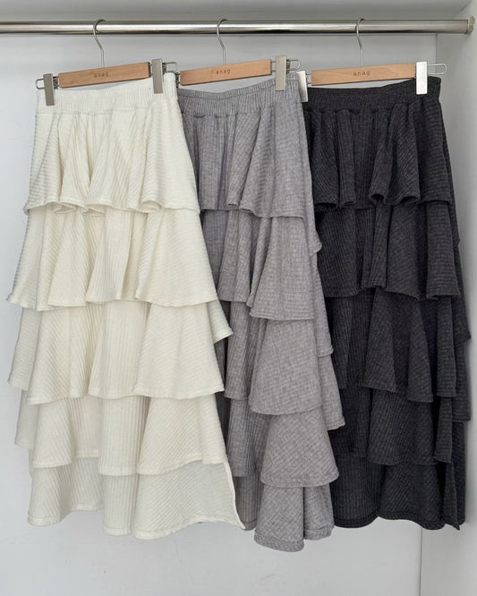 layered skirt (PRE-ORDER)
