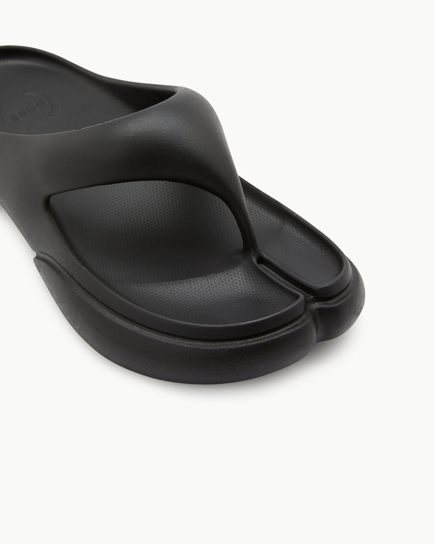 （韓國代購）PAES Flipflop 02- Black <✨Jennie's pick✨>