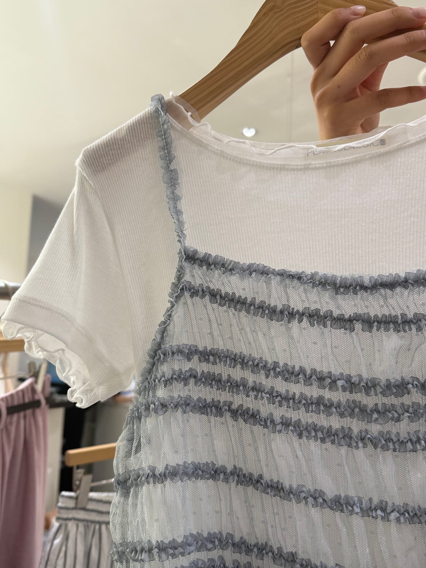 year end sale-lace ruffle tee（ivory）現貨