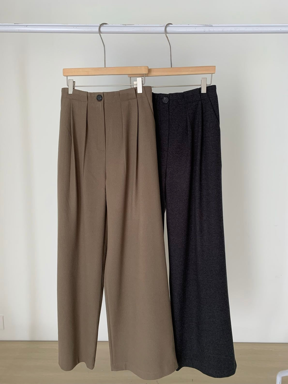 straight cut pants (charcoal/brown) *少量現貨