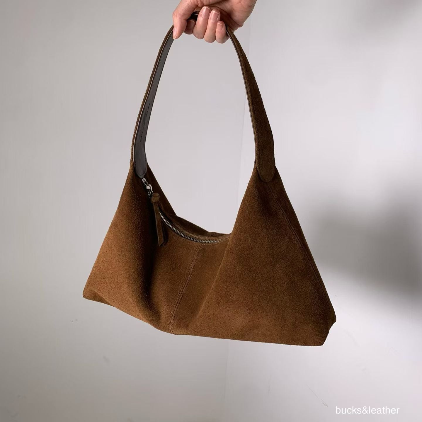 韓國代購：bucks & leather daily shoulder bag (麂皮/羊皮）