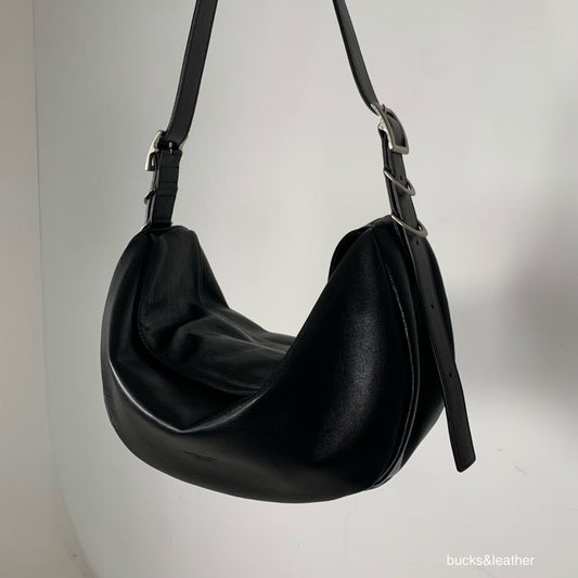 韓國代購：bucks & leather buckle bag (羊皮）