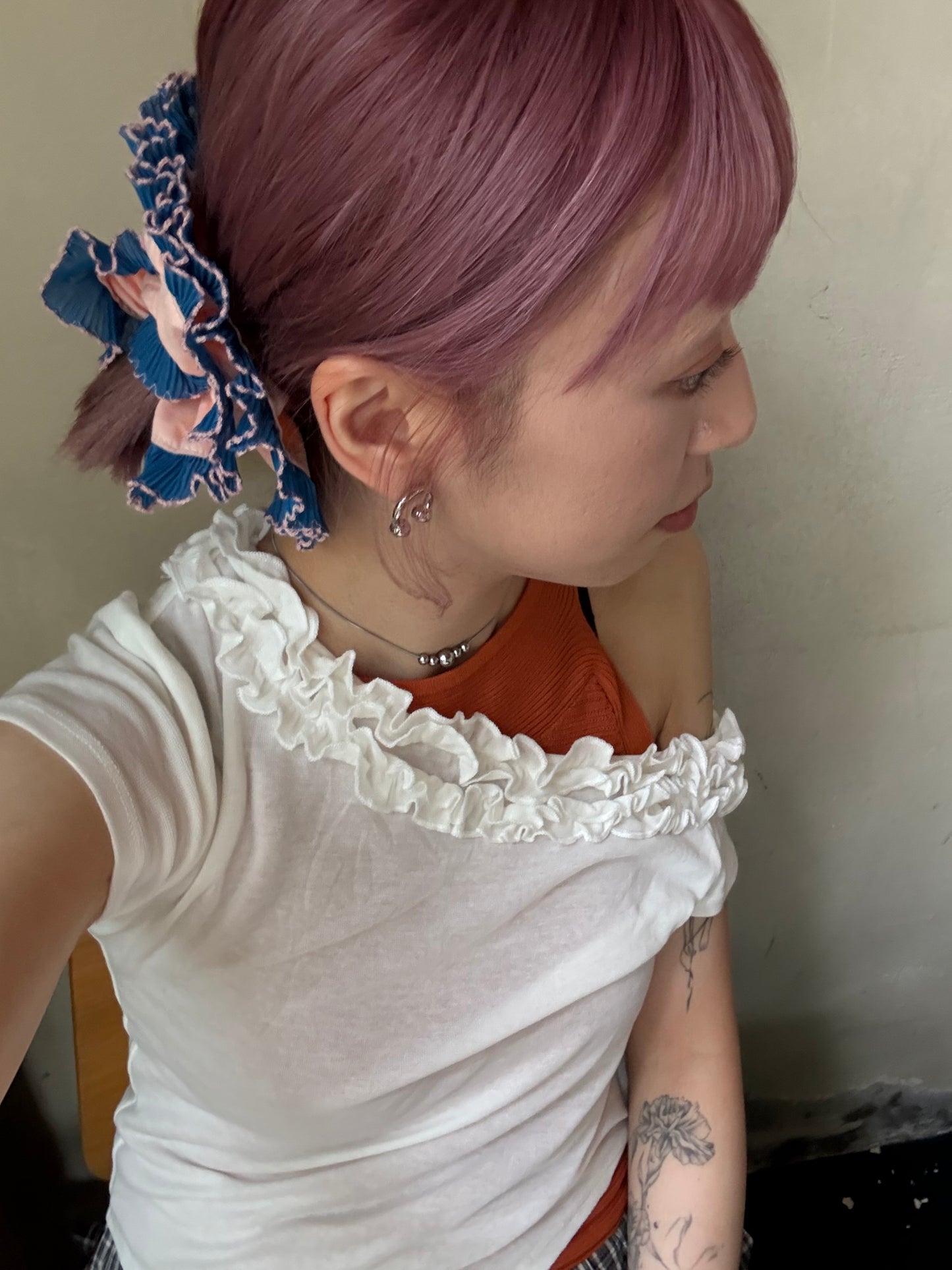 year end sale- ruffle off shoulder top(white)現貨