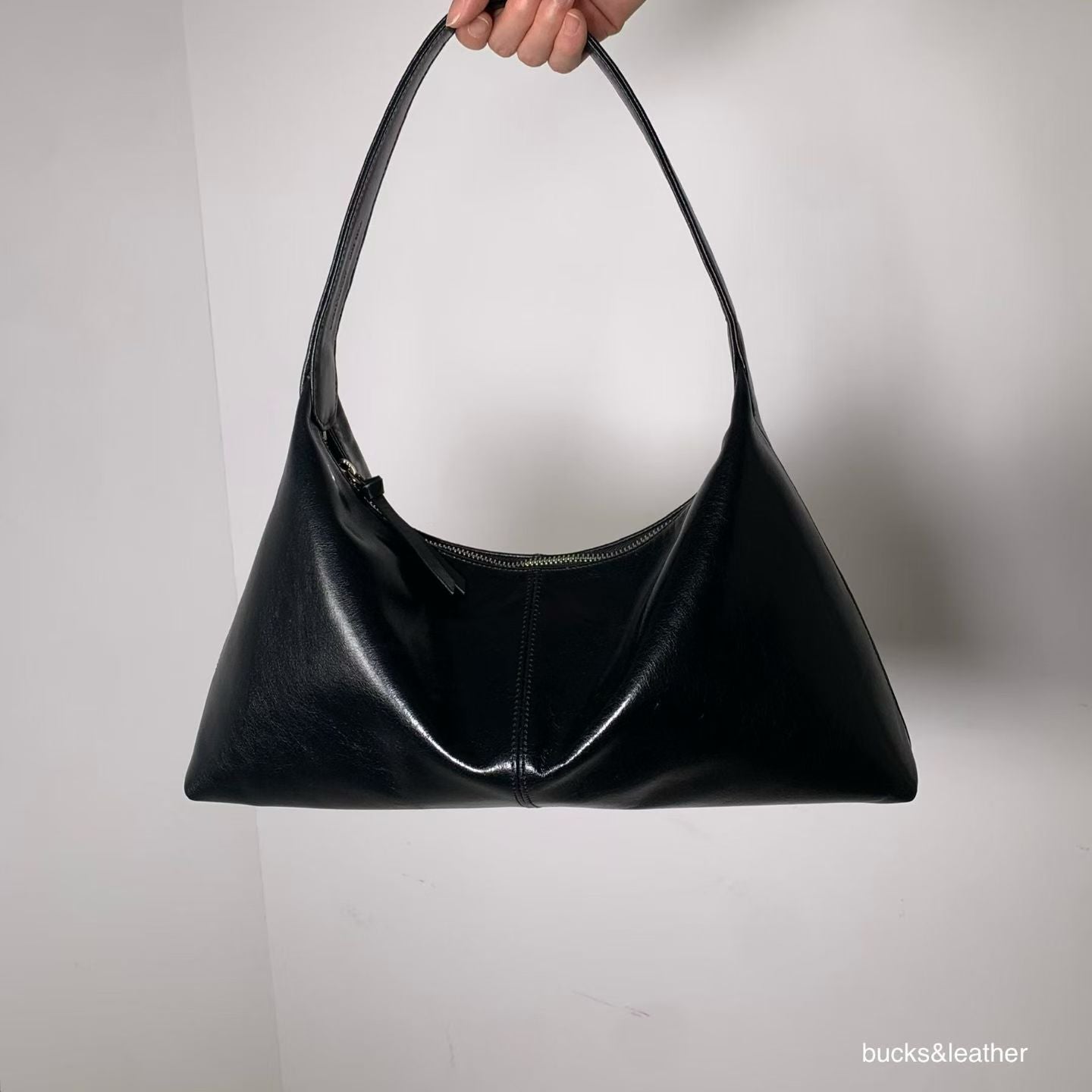 韓國代購：bucks & leather daily shoulder bag (麂皮/羊皮）
