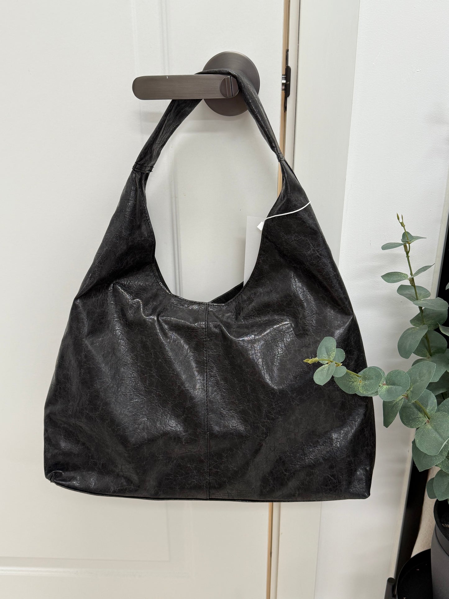 faux leather triangle bag(black/beige/brown/grey/white)