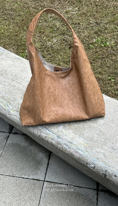 faux leather triangle bag(black/beige/brown/grey/white)