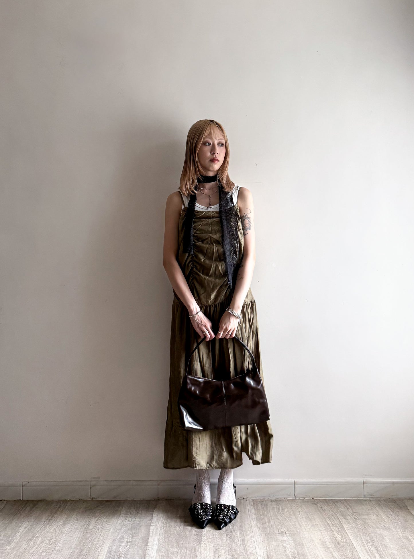 gathered dress(khaki/ivory) 少量現貨