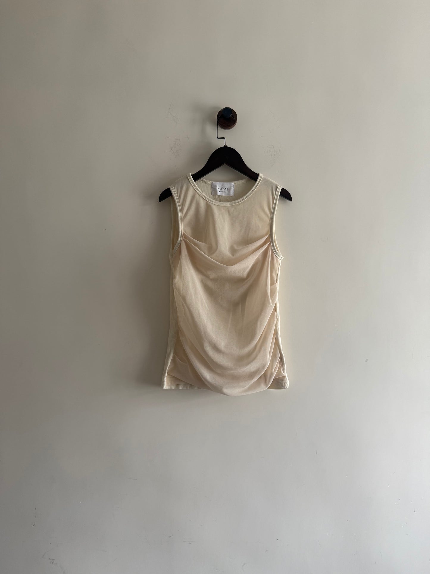 year end sale-sheer vest（cream)