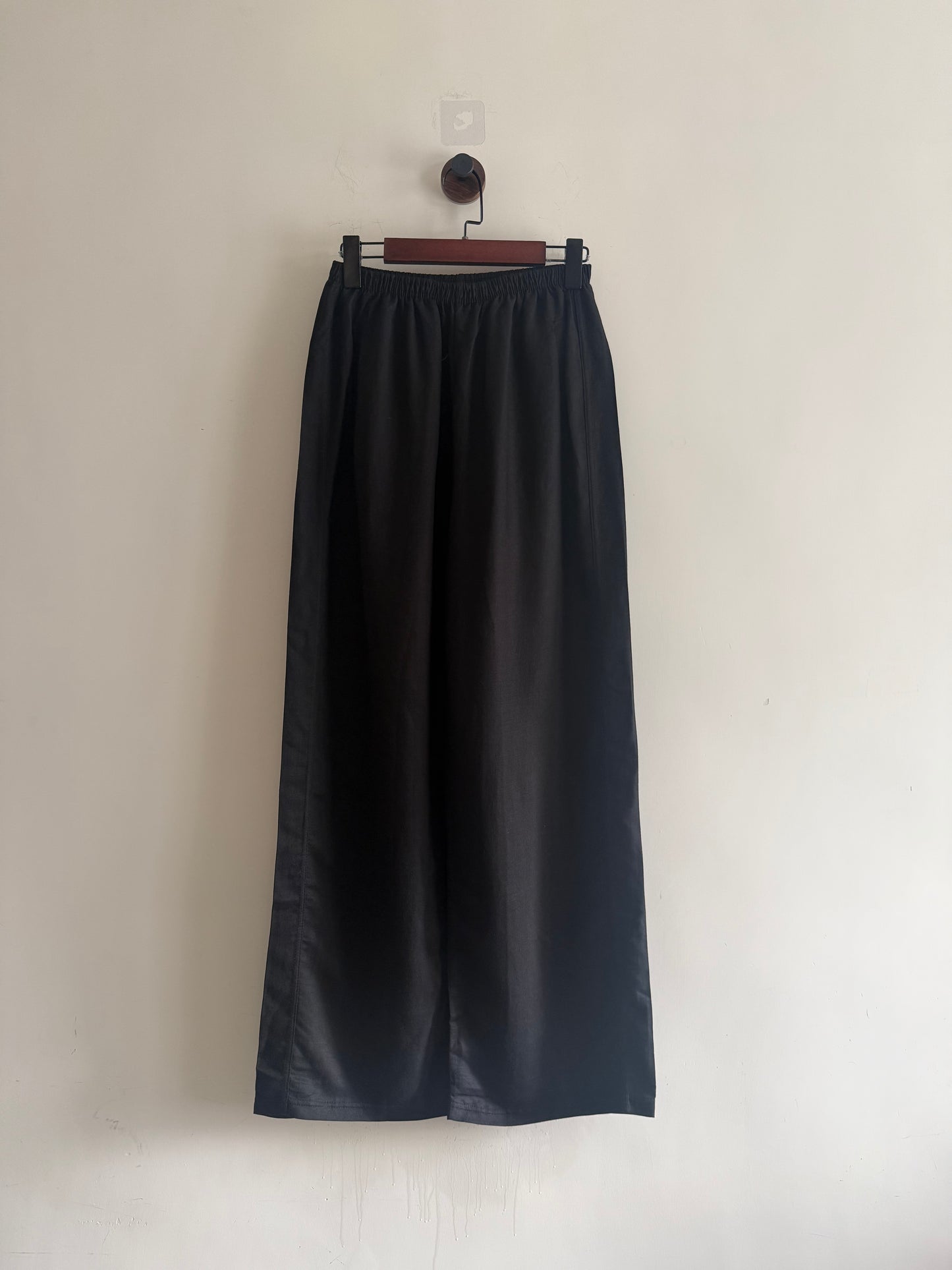 year end sale- Linen cool pants(light blue/black) 現貨