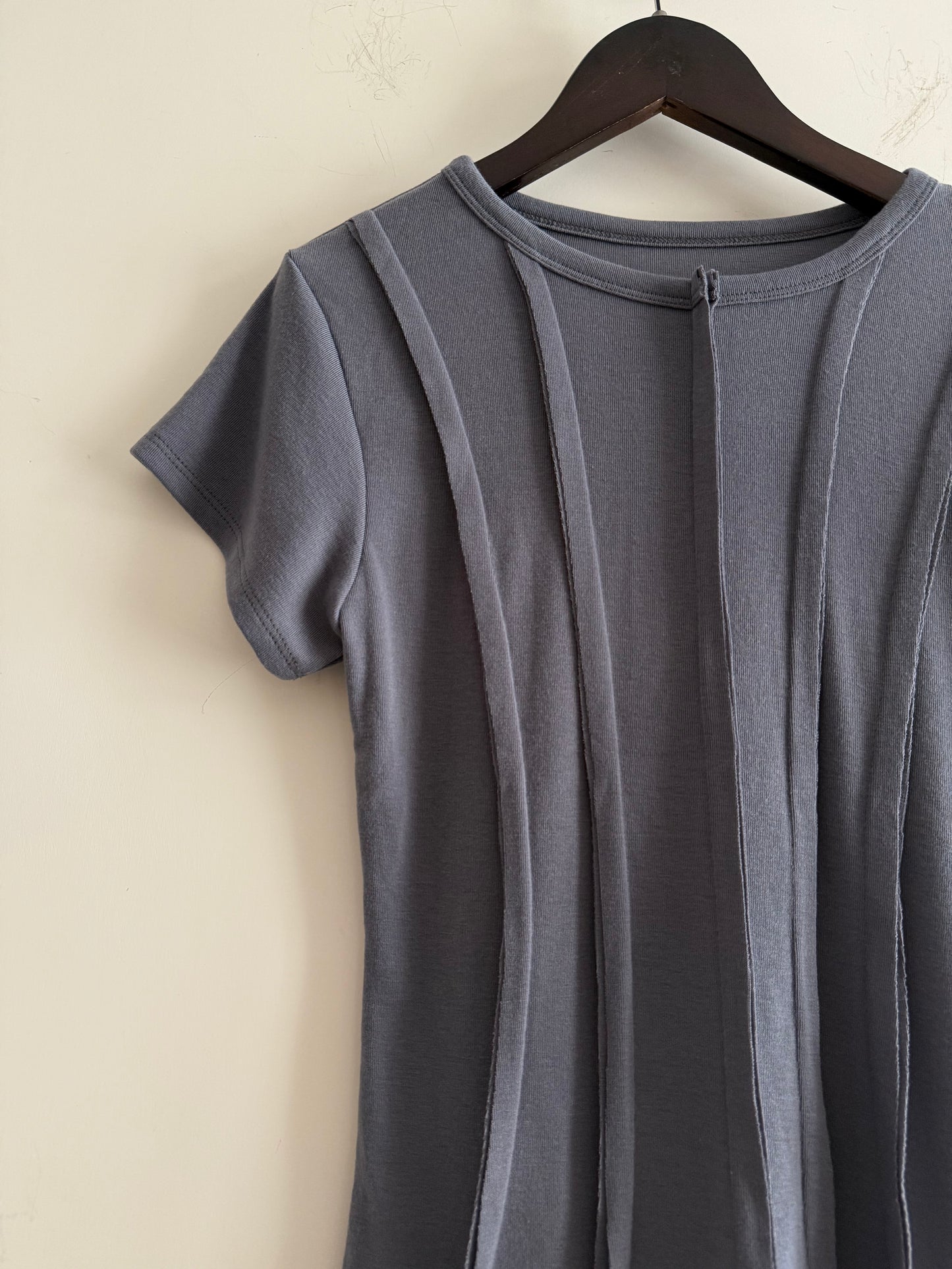 slim cut tee (grey/white/black) 少量現貨