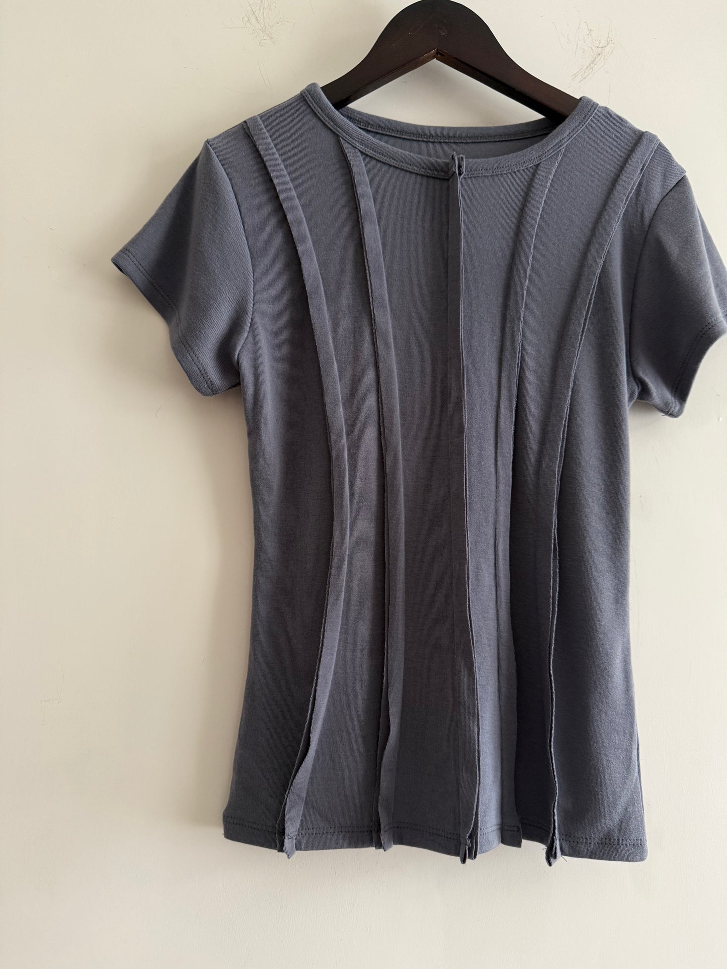 slim cut tee (grey/white/black) 少量現貨