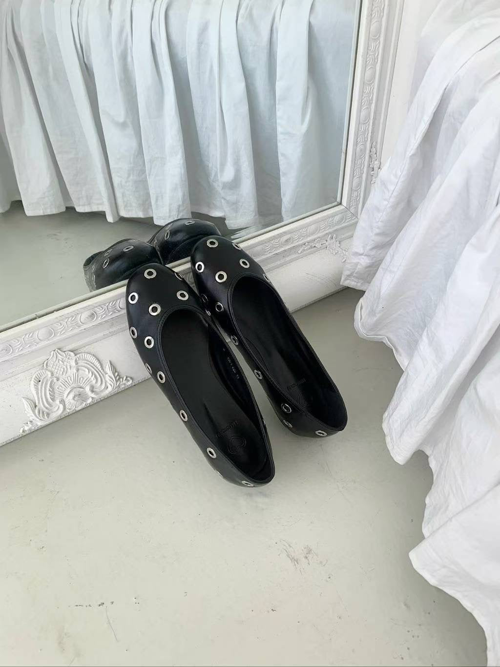 Rivet Flats (225-250) PRE ORDER
