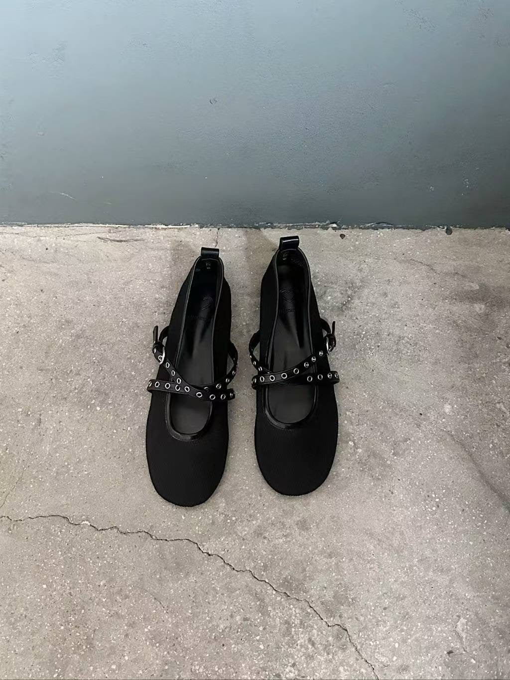 Rivet mesh flats (225-250) PRE ORDER