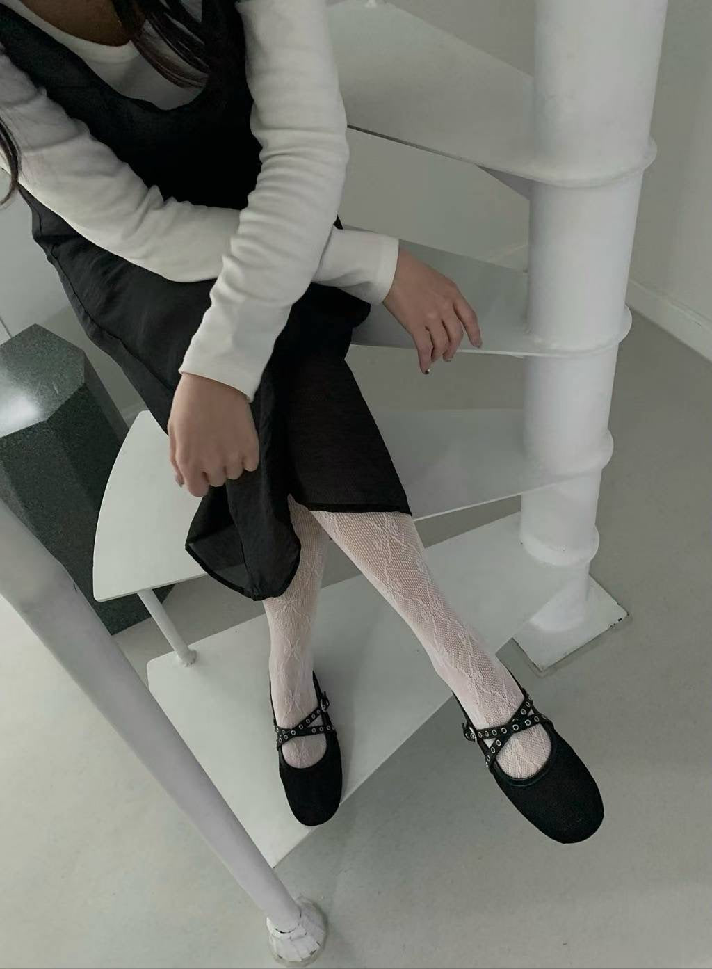 Rivet mesh flats (225-250) PRE ORDER