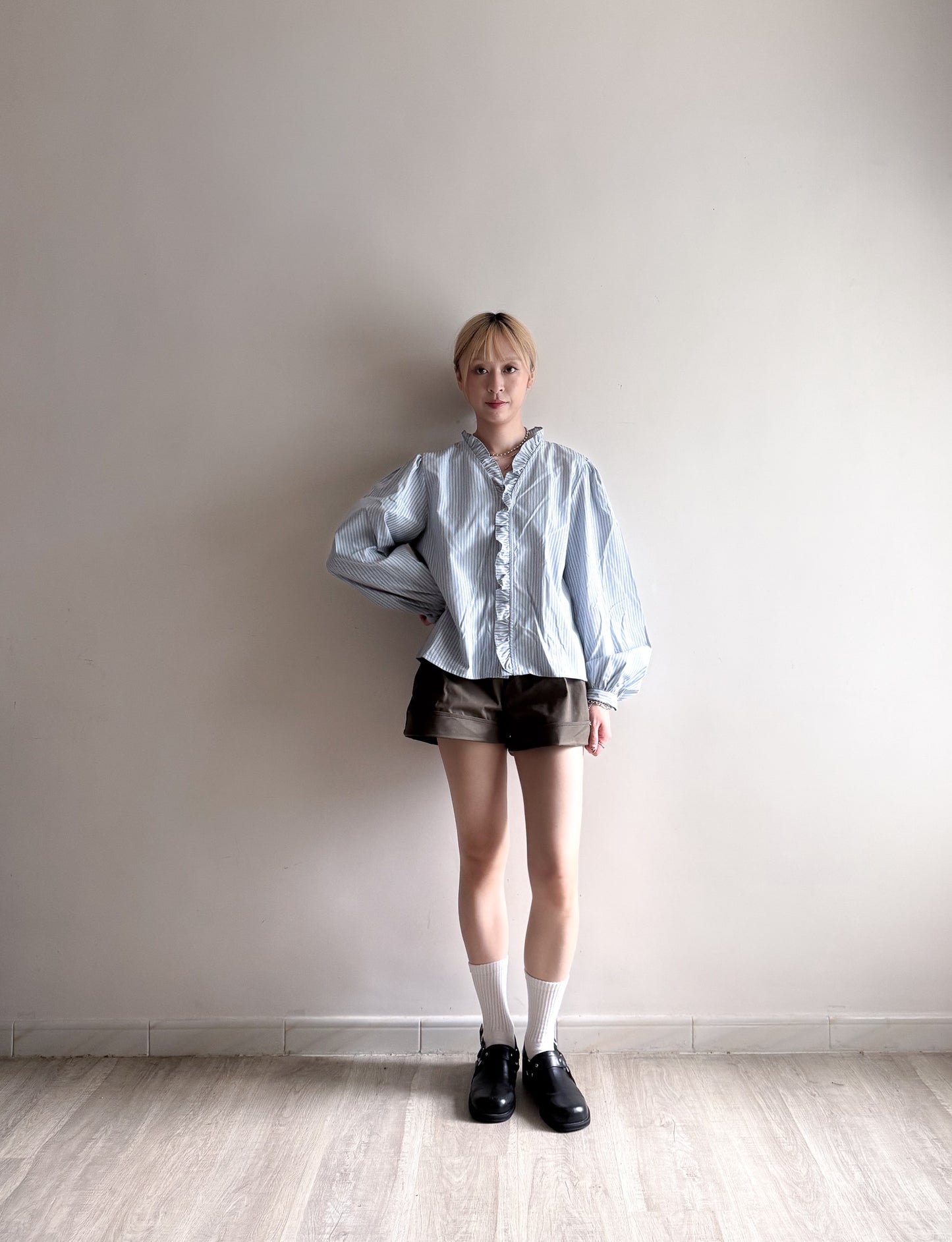ruffle striped blouse (blue) 現貨