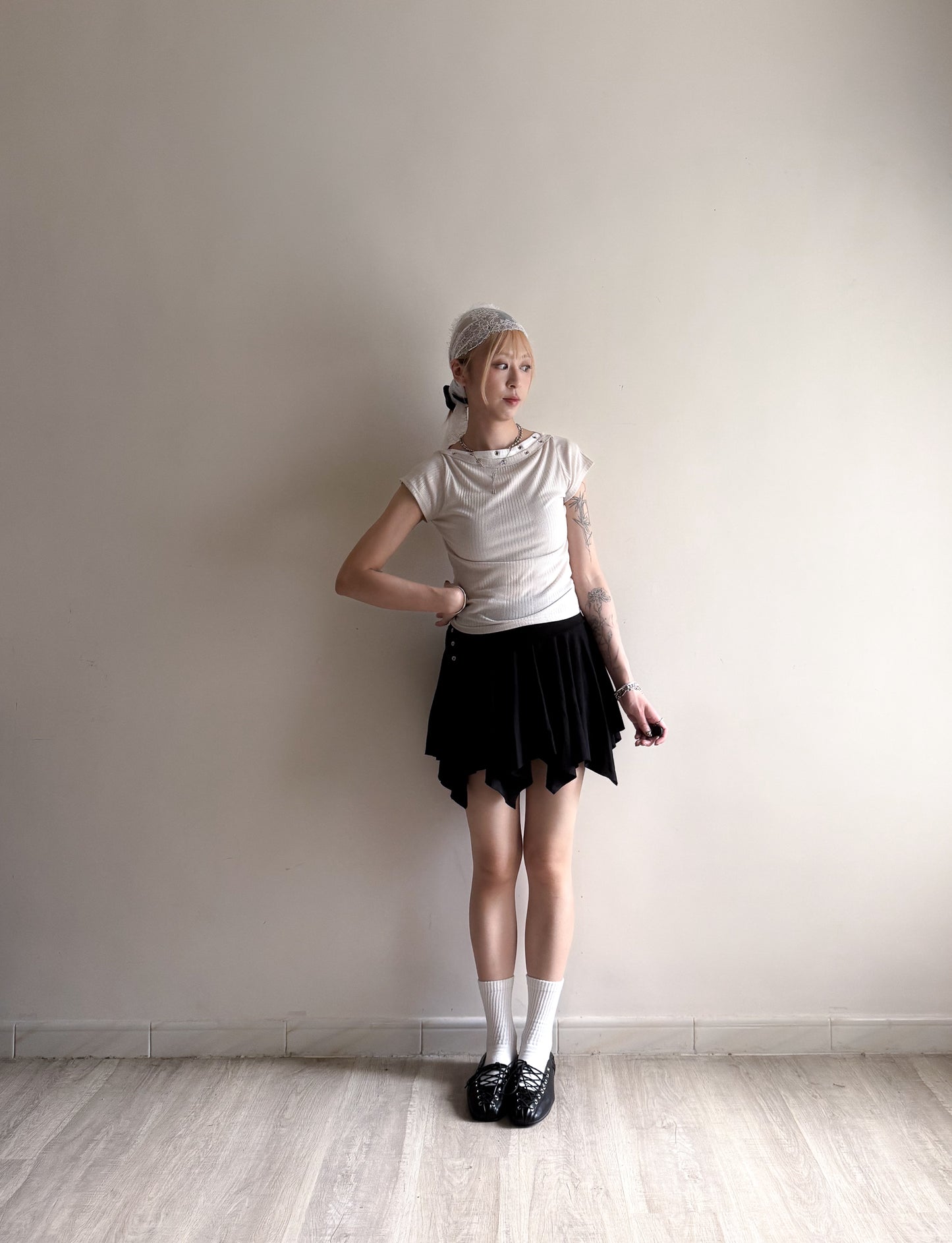 wide neck tee (white/grey/beige/black)