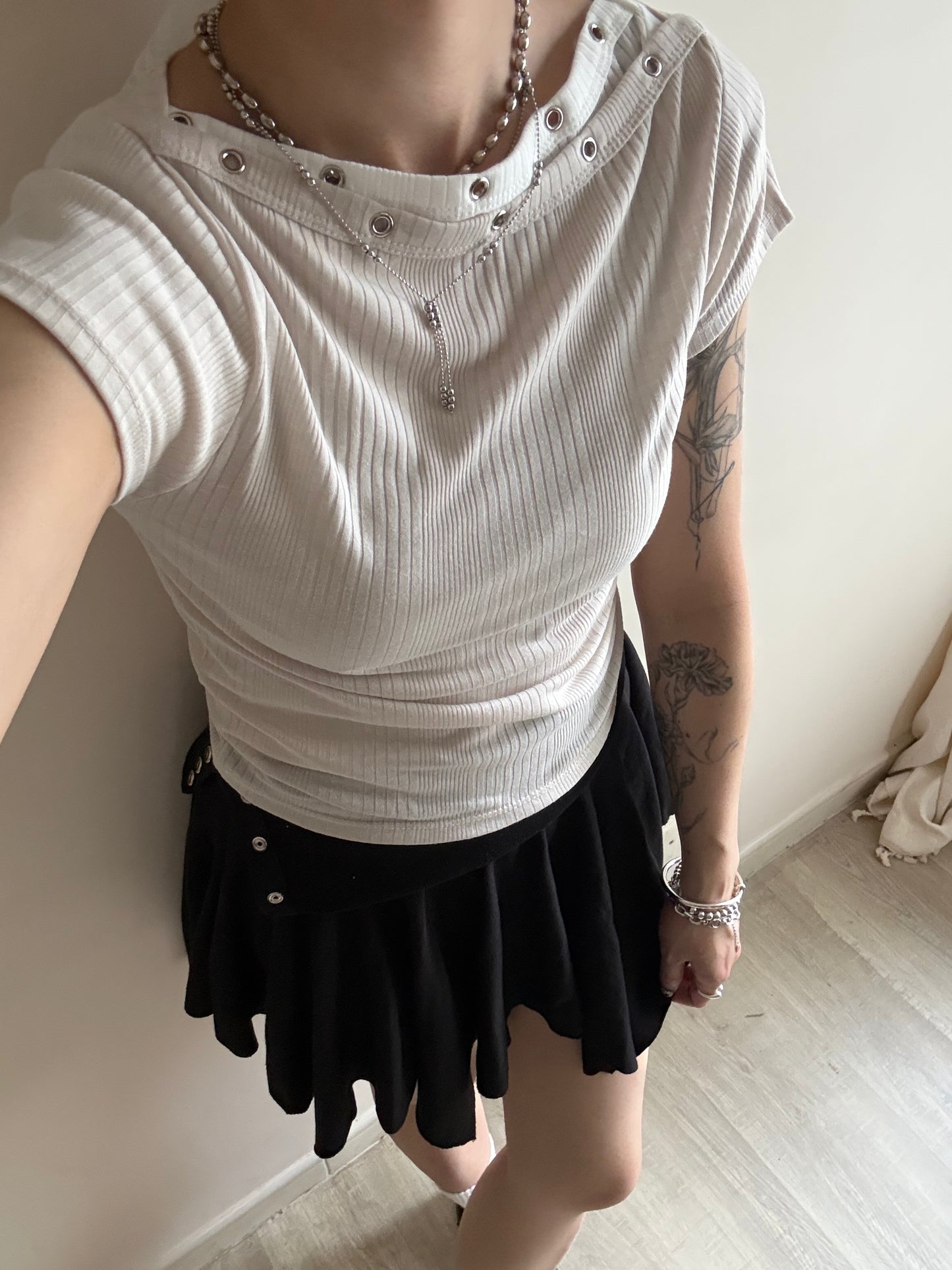 wide neck tee (white/grey/beige/black)