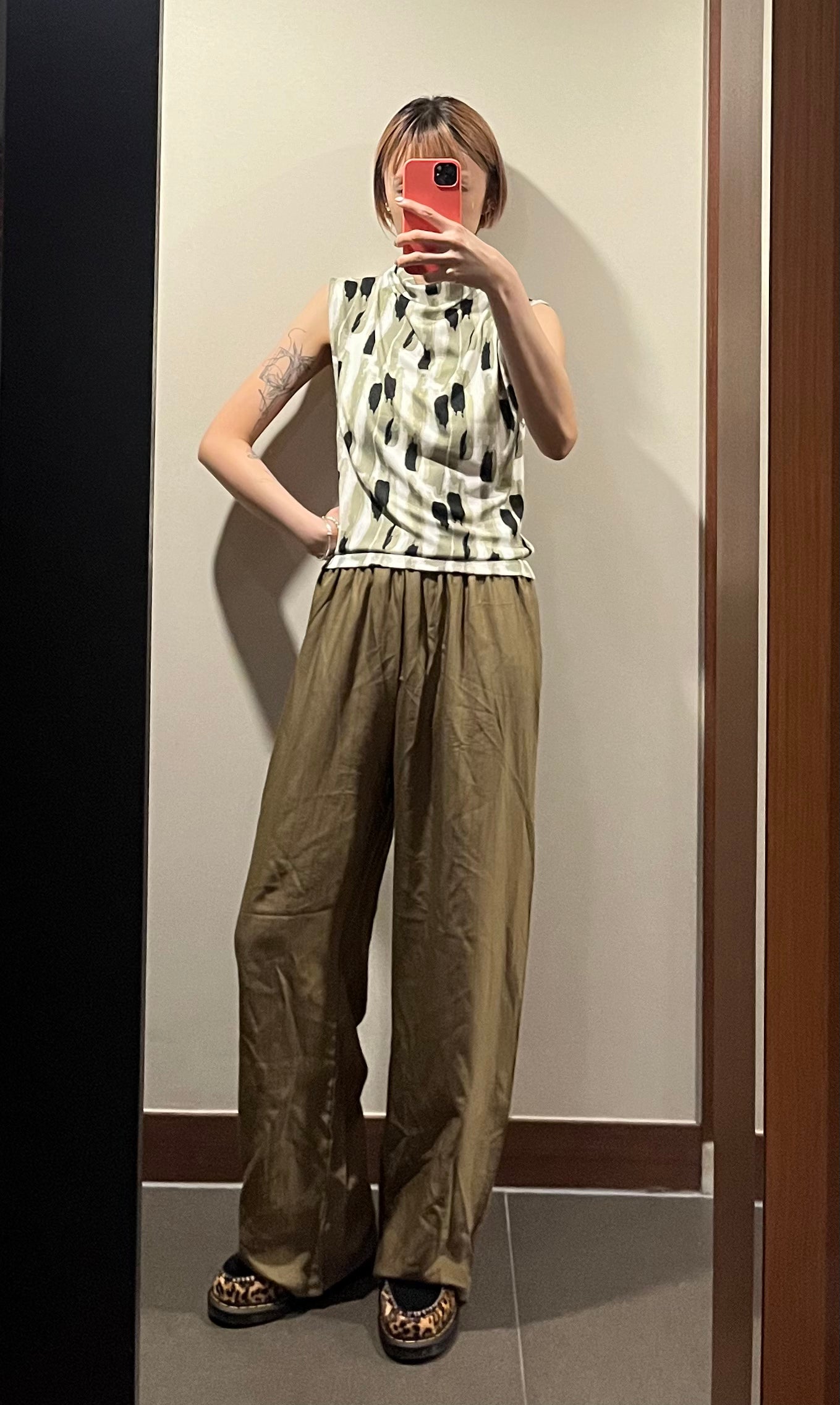 (sale）air straight pants(olive/black)