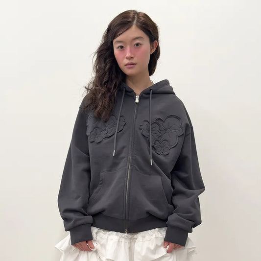 （韓國代購）typeservice flower applique zip hoodie(charcoal)