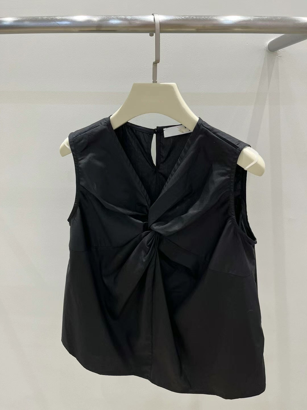 (sale) twisted vest(white/black)