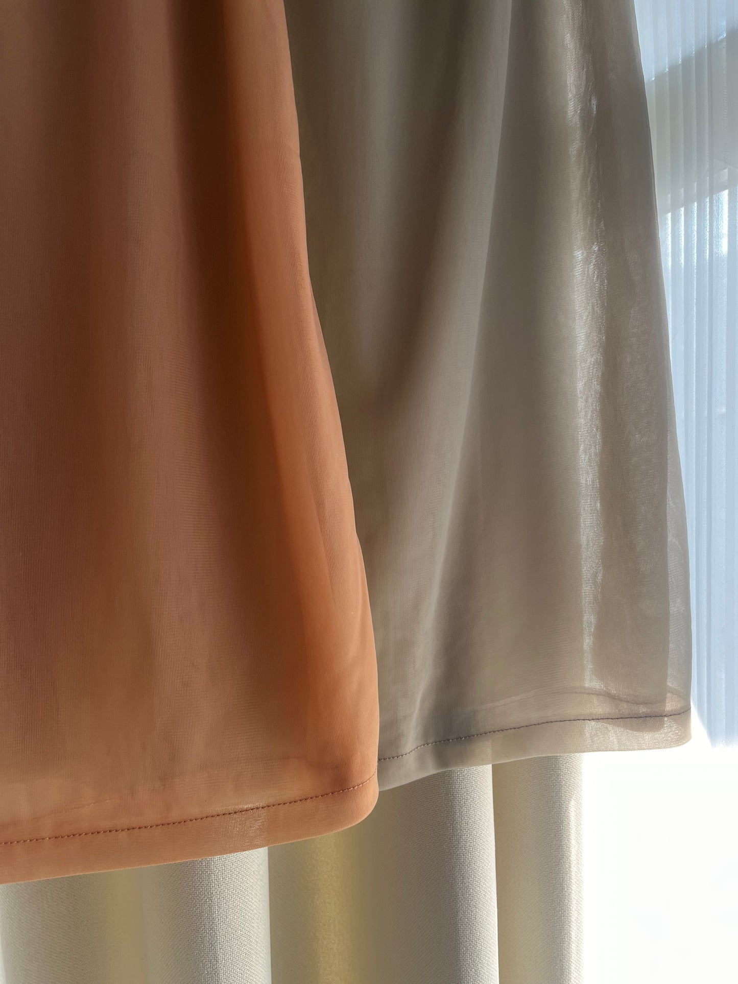 (現貨)sheer skirt(orange/grey)