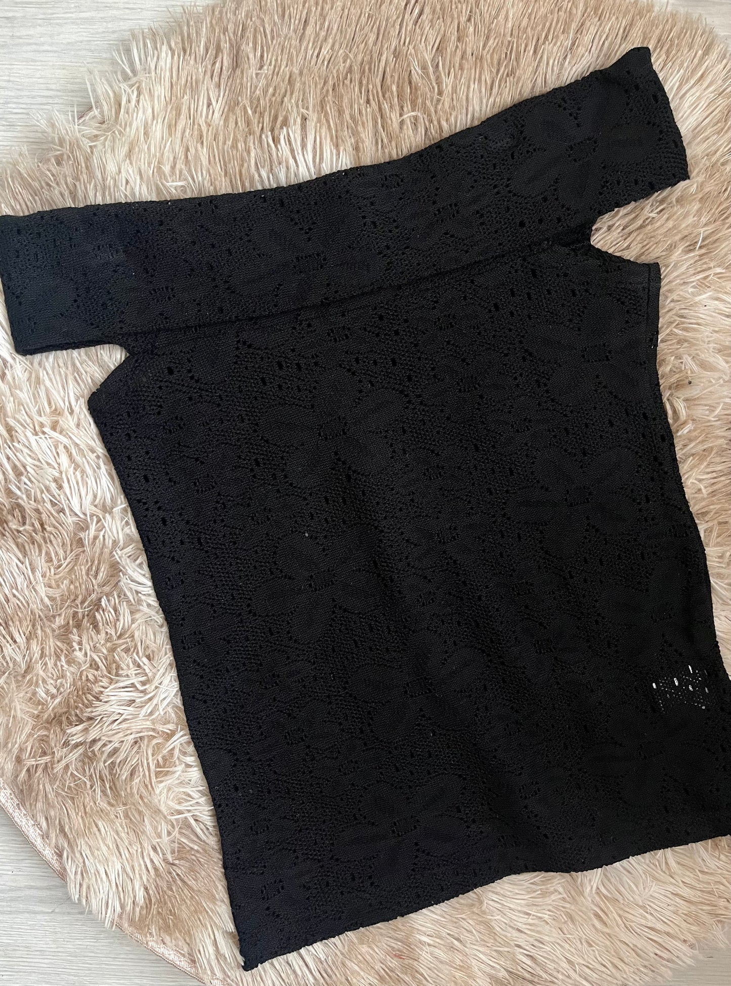 (sale) lace off shoulder top(black)